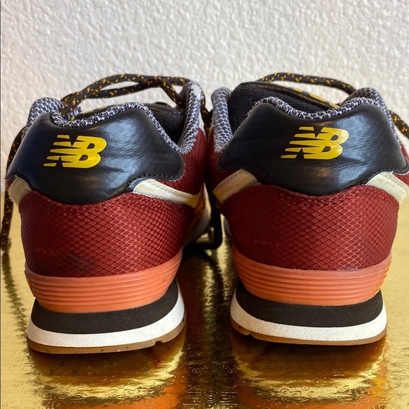 New Balance Orange Red Sneakers with Dynamic Design - Picture 6 of 8